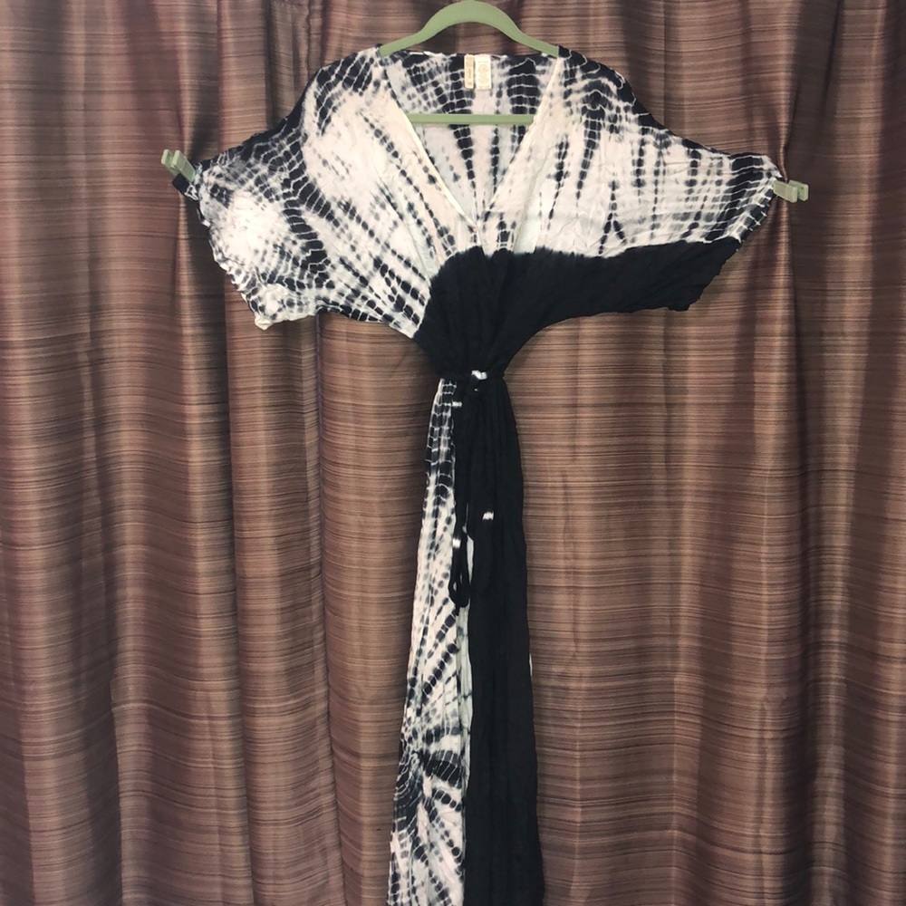 Beautiful Tie-Dye Maxi Dress
